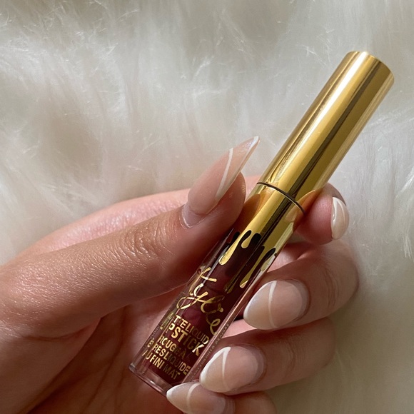 Kylie Cosmetics Limited Edition Birthday Collection Mini Matte Liquid Lipsticks - Picture 3 of 12